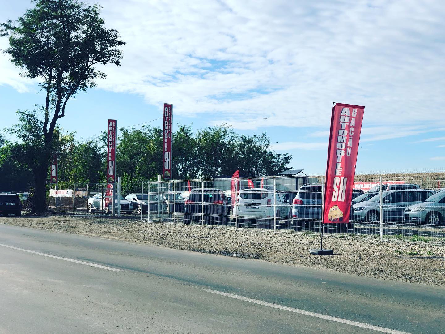 Parc auto Bacău — mașini second-hand verificate, showroom Automobile SH